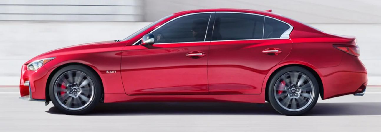 2020 infiniti q50 driving through town