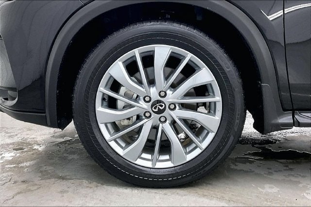 2023 INFINITI QX50 LUXE