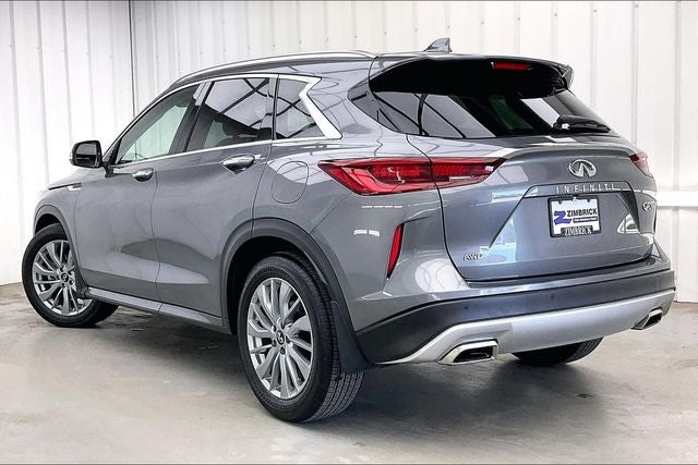 2023 INFINITI QX50 LUXE