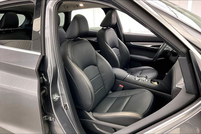 2023 INFINITI QX50 LUXE