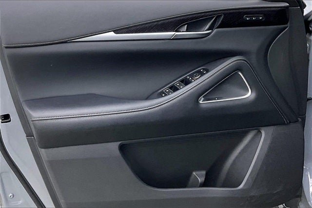 2025 INFINITI QX60 Sensory