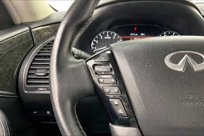 2023 INFINITI QX80 LUXE 8 PASSENGER