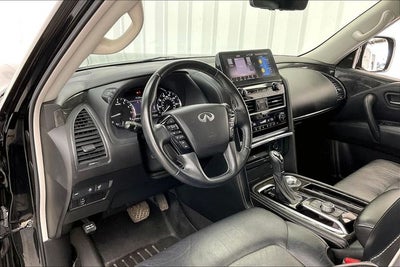 2022 INFINITI QX80 LUXE