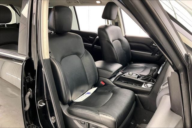 2022 INFINITI QX80 LUXE