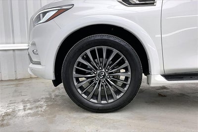 2023 INFINITI QX80 Premium Select