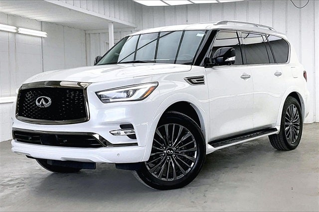 2023 INFINITI QX80 Premium Select