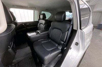 2023 INFINITI QX80 Premium Select