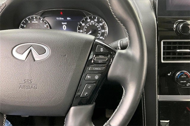 2023 INFINITI QX80 Premium Select