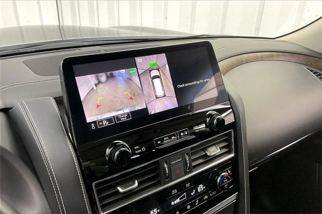 2024 INFINITI QX80 Premium Select