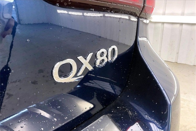 2024 INFINITI QX80 Premium Select