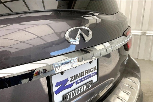 2022 INFINITI QX80 Sensory