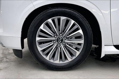 2026 INFINITI QX80 LUXE