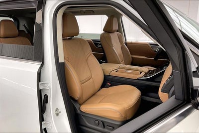 2026 INFINITI QX80 LUXE