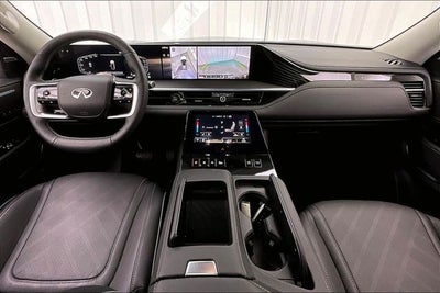 2025 INFINITI QX80 LUXE PRO PILOT 2.1