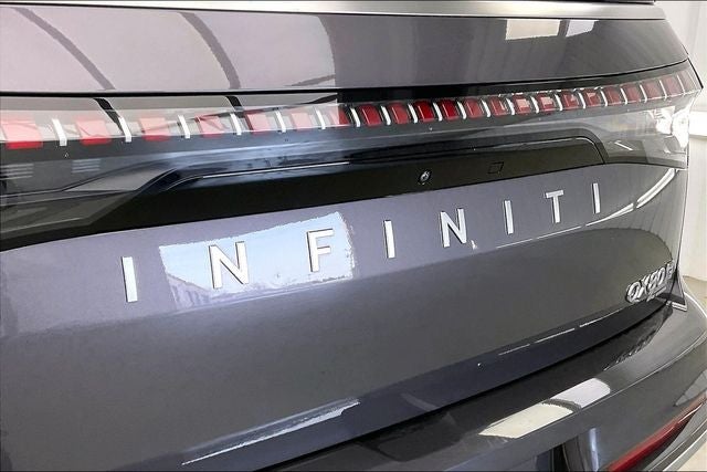 2025 INFINITI QX80 LUXE PRO PILOT 2.1