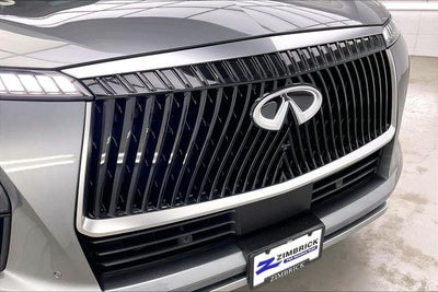 2026 INFINITI QX80 LUXE