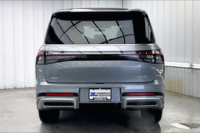 2026 INFINITI QX80 LUXE