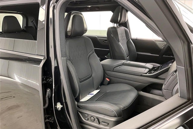 2025 INFINITI QX80 AUTOGRAPH