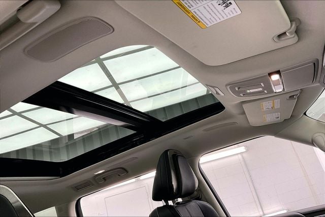 2025 INFINITI QX80 SENSORY 8 PASSENGER