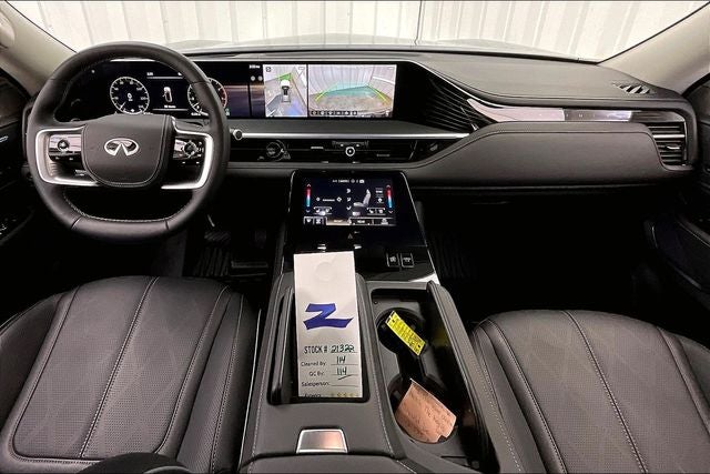 2025 INFINITI QX80 SENSORY 8 PASSENGER