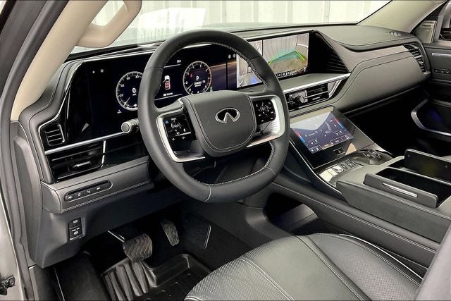 2025 INFINITI QX80 SENSORY 8 PASSENGER