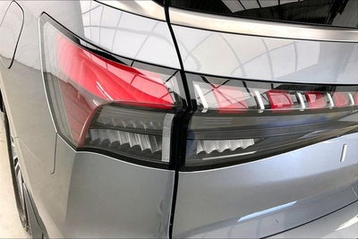 2025 INFINITI QX80 SENSORY 8 PASSENGER