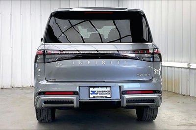2025 INFINITI QX80 SENSORY 8 PASSENGER