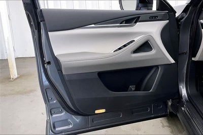 2027 INFINITI QX60 LUXE InStock