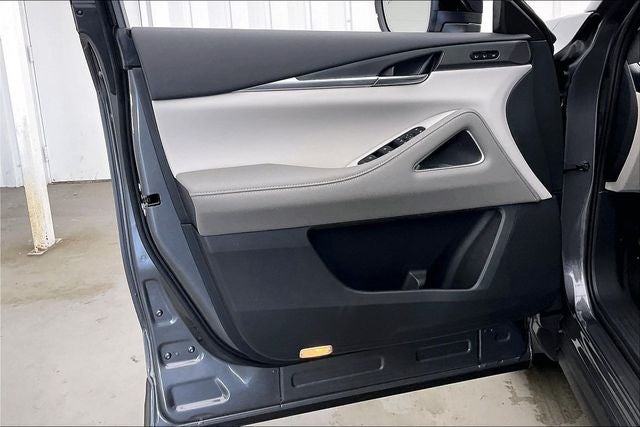 2027 INFINITI QX60 LUXE InStock