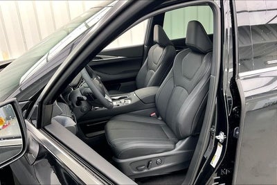 2027 INFINITI QX60 LUXE InStock
