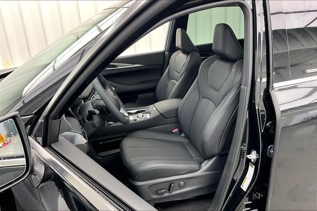 2027 INFINITI QX60 LUXE InStock