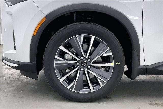 2027 INFINITI QX60 LUXE InStock