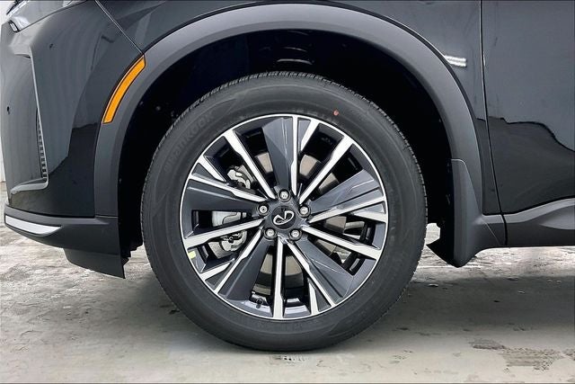 2027 INFINITI QX60 LUXE InStock