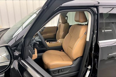 2027 INFINITI QX80 LUXE InStock