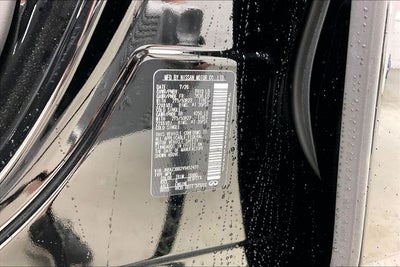 2027 INFINITI QX80 LUXE InStock