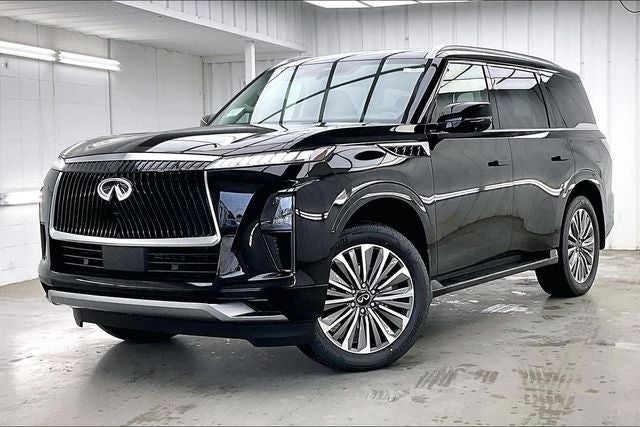 2027 INFINITI QX80 LUXE InStock