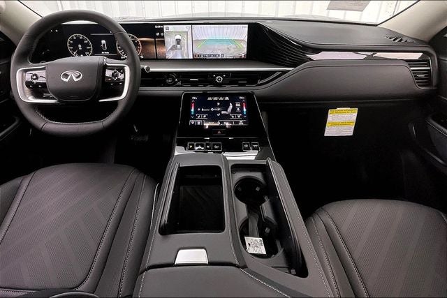 2027 INFINITI QX80 LUXE InStock