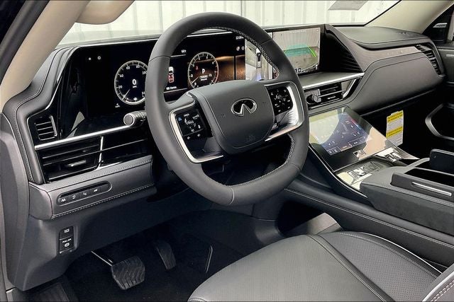 2027 INFINITI QX80 LUXE InStock