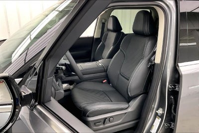 2027 INFINITI QX80 LUXE InStock