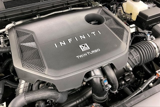 2027 INFINITI QX80 LUXE InStock