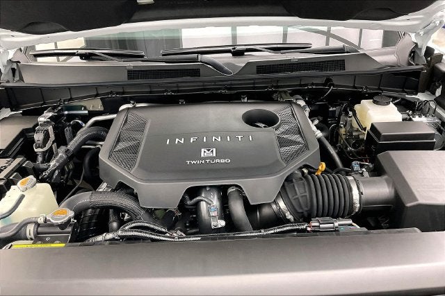 2027 INFINITI QX80 LUXE InStock