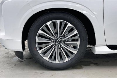 2027 INFINITI QX80 LUXE InStock