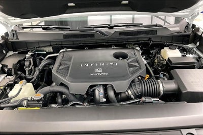 2027 INFINITI QX80 LUXE InStock
