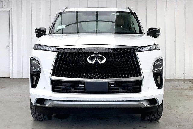 2027 INFINITI QX80 LUXE InStock
