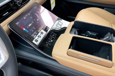 2027 INFINITI QX80 LUXE InStock