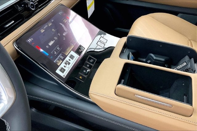 2027 INFINITI QX80 LUXE InStock