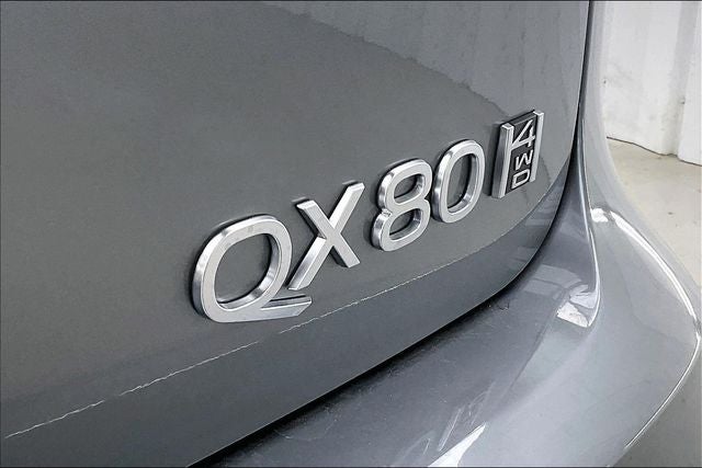 2026 INFINITI QX80 LUXE