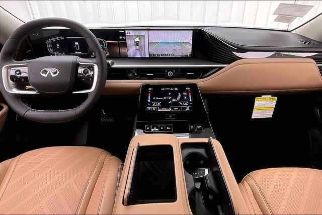 2027 INFINITI QX80 LUXE InStock