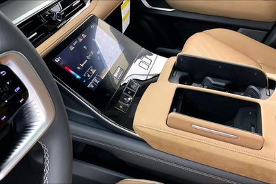 2027 INFINITI QX80 LUXE InStock