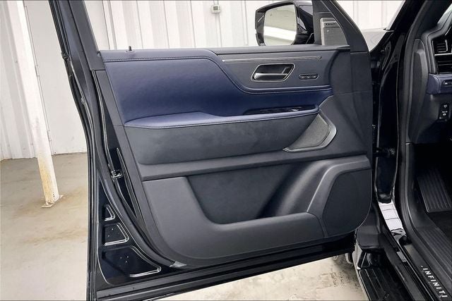 2027 INFINITI QX80 SPORT InStock